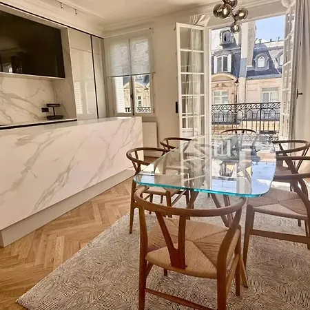 Superbes 3br Musee Du Louvre Valois *
